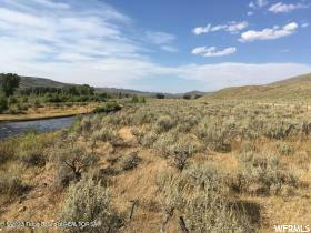 1000 SMITH FORK RD, COKEVILLE, WY 83114, photo 3 of 60