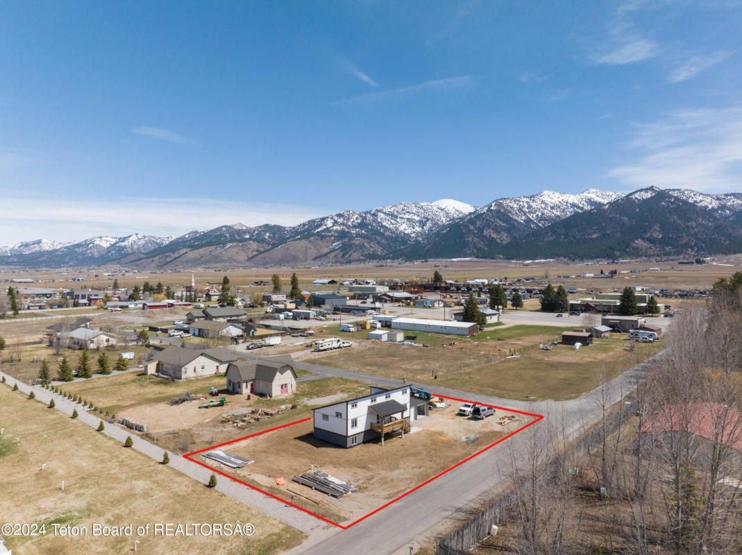 116 CLEARVIEW DR, ETNA, WY 83118, photo 1 of 11