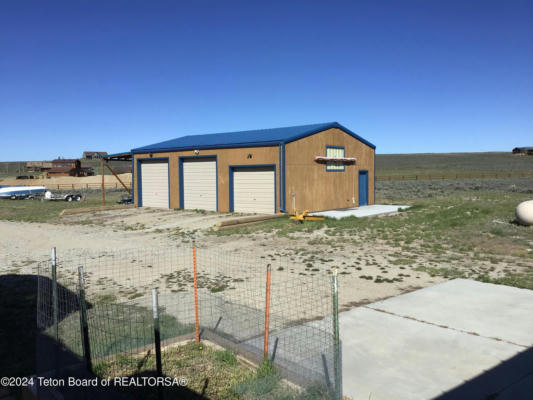 6 BLACK BEAR RD, PINEDALE, WY 82941, photo 4 of 54