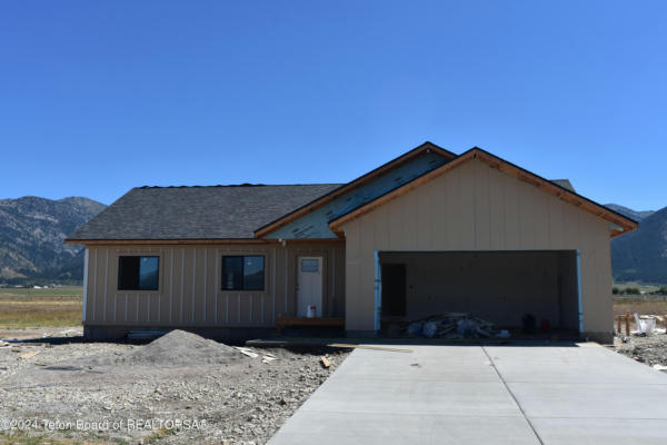 540 LITTLE GREYS LOOP, ETNA, WY 83118 - Image 1